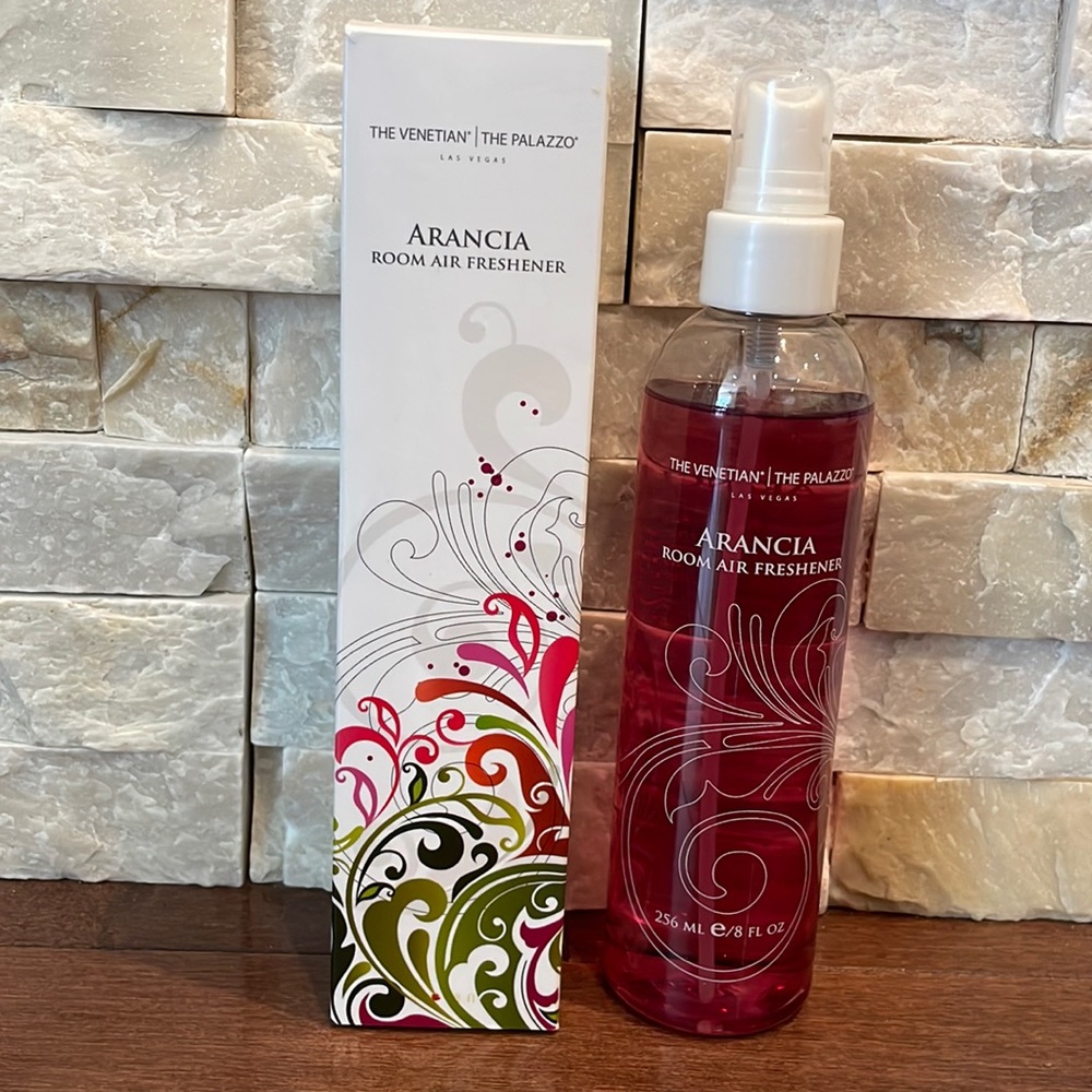The Venetian Arancia Room Air Freshener